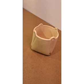 Urtepotteskjuler med oph�ng